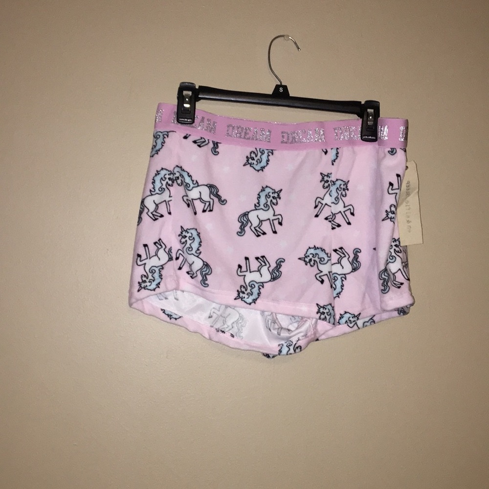 Women’s sleep ware shorts